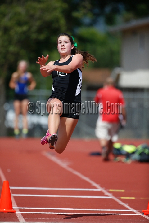 2014NCSTriValley-077.JPG - 2014 North Coast Section Tri-Valley Championships, May 24, Amador Valley High School.
